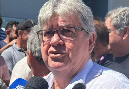 João Azevêdo entrega Centro de Esporte e Complexo Residencial nesta quinta, em Patos